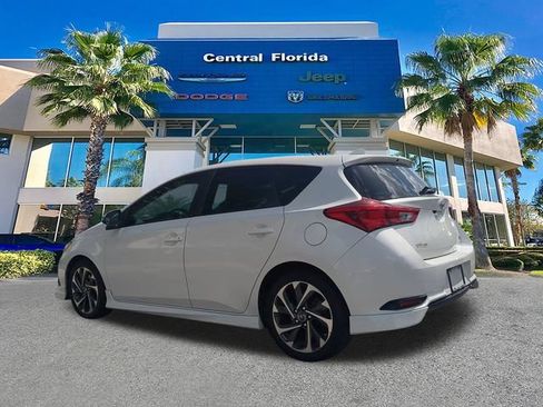 Used 2018 Toyota Corolla iM FWD image 7