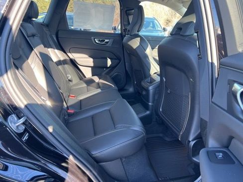 New 2026 Volvo XC60 T8 Ultra w/ Protection Package Premier AWD/4WD image 16