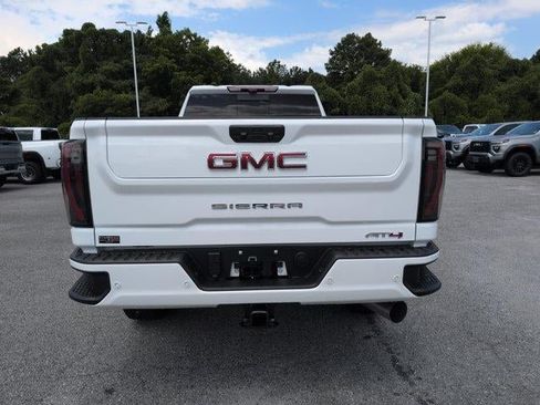 New 2026 GMC Sierra 3500 AT4 w/ AT4 Premium Plus Package AWD/4WD image 8