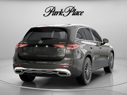 Used 2026 Mercedes-Benz GLC 300 4MATIC image 18