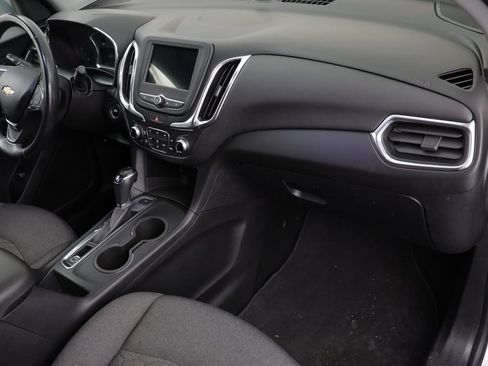 Used 2019 Chevrolet Equinox LT image 19