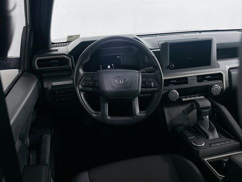 Used 2024 Toyota Tacoma SR5 RWD image 17