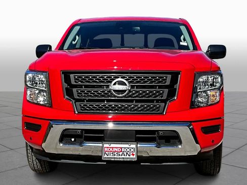 Used 2023 Nissan Titan SV w/ SV Convenience Package RWD image 4