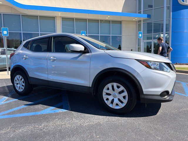 Used 2019 Nissan Rogue Sport S FWD image 4