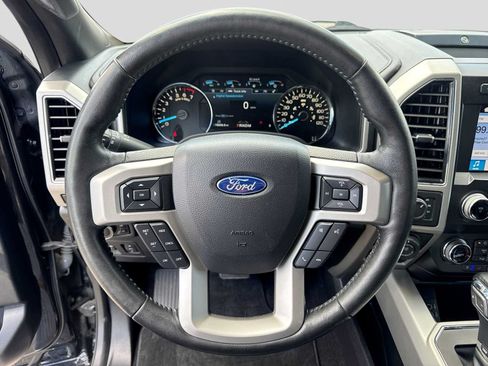 Used 2019 Ford F150 Lariat w/ Equipment Group 502A Luxury AWD/4WD image 22