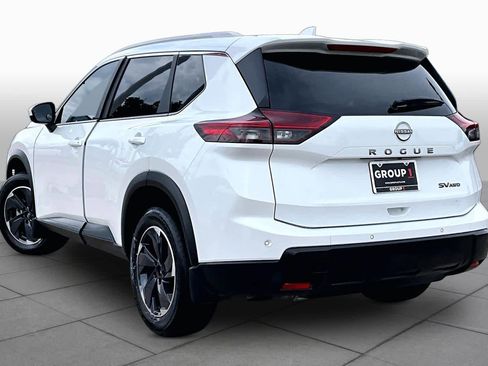 Certified 2024 Nissan Rogue SV w/ SV Premium Package image 11