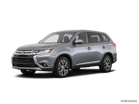 Used 2018 Mitsubishi Outlander AWD image 1