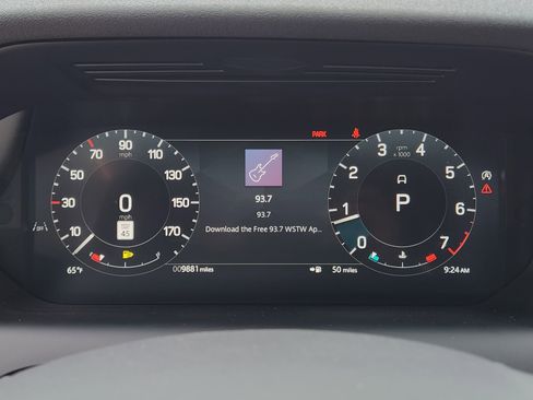 Certified 2025 Land Rover Discovery Sport S image 19