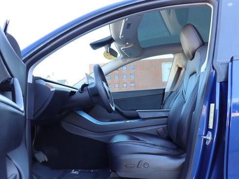 Used 2020 Tesla Model Y Performance image 11