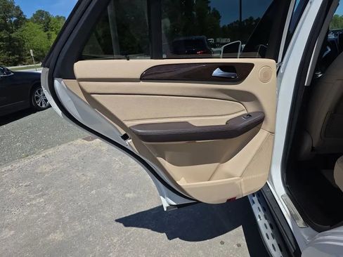 Used 2016 Mercedes-Benz GLE 350 4MATIC image 49