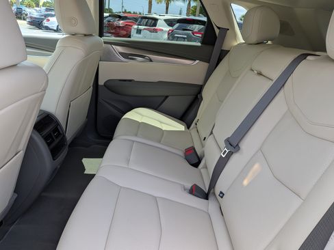 Certified 2023 Cadillac XT5 Premium Luxury FWD image 16