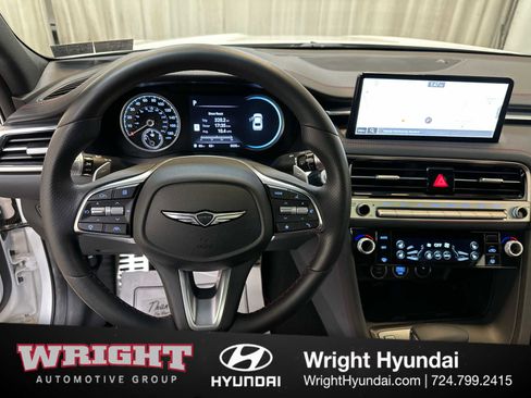 Certified 2025 Genesis G70 2.5T w/ Sport Prestige Package image 19