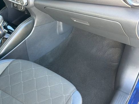 Used 2018 Nissan Kicks SV FWD image 20