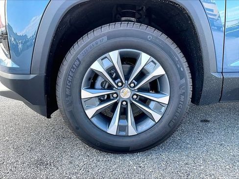 New 2027 Chevrolet Equinox LT AWD/4WD image 7