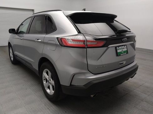 Used 2020 Ford Edge SE FWD image 5