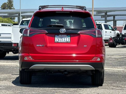 Used 2017 Toyota RAV4 SE FWD image 4