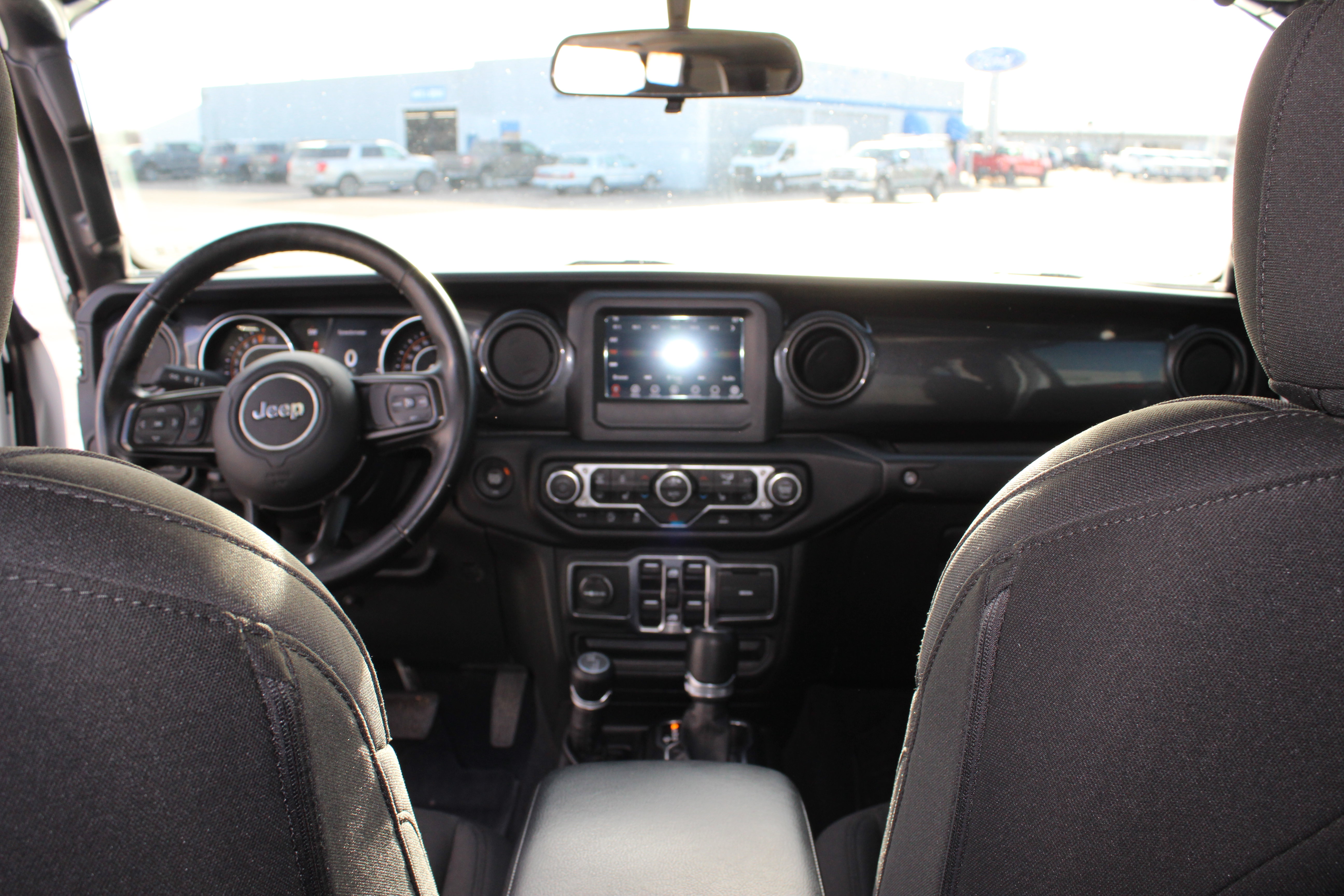 Used 2020 Jeep Gladiator Sport AWD/4WD image 8