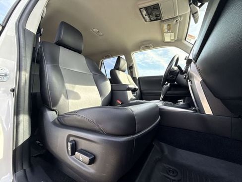 Used 2022 Toyota 4Runner SR5 Premium AWD/4WD image 24