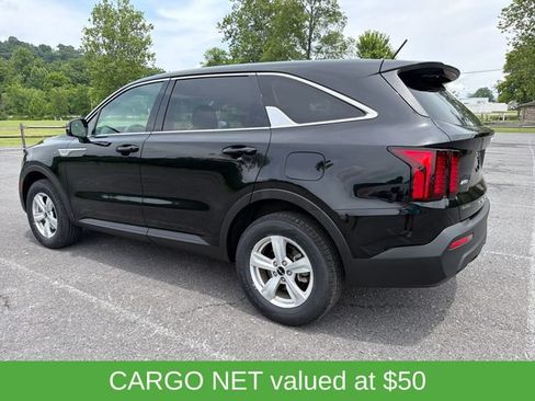 Used 2022 Kia Sorento LX AWD/4WD image 3