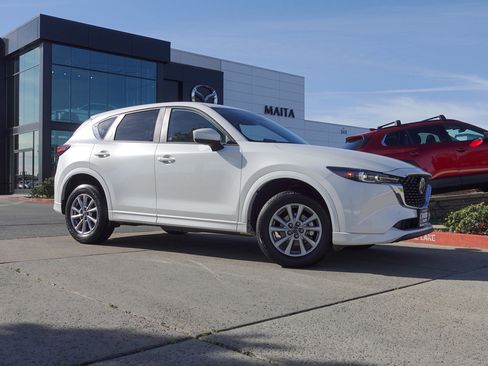 Used 2025 MAZDA CX-5 AWD 2.5 S w/ Preferred Package image 4