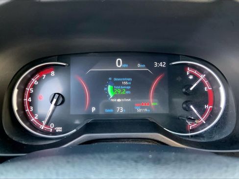 Used 2024 Toyota RAV4 XLE image 24