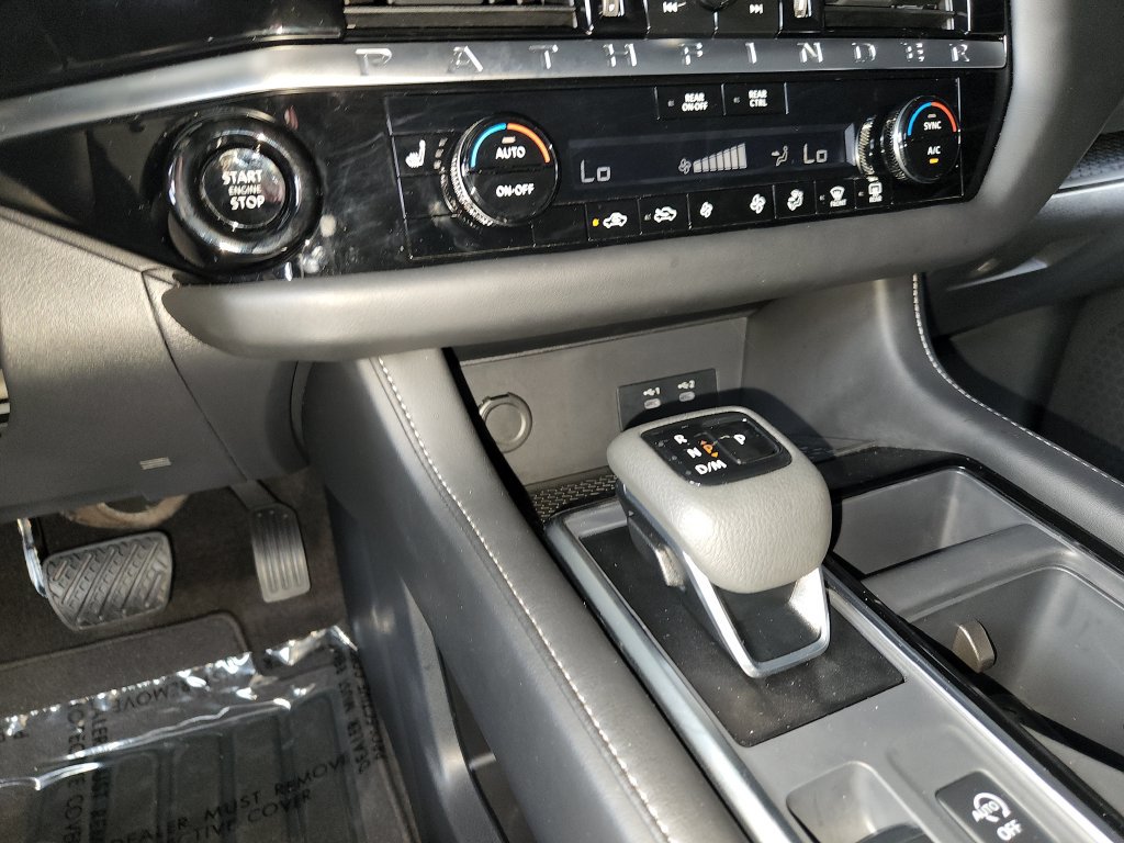 Certified 2026 Nissan Pathfinder SV FWD image 22