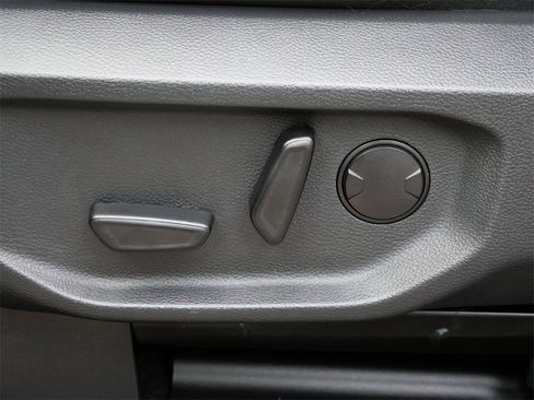 Certified 2025 Ford Ranger Lariat w/ Black Appearance Package image 18