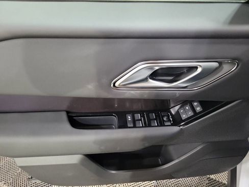 New 2026 Land Rover Range Rover Velar Dynamic SE image 14