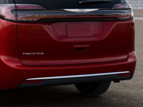 New 2026 Chrysler Pacifica Select FWD image 13