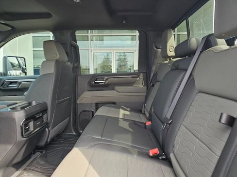 New 2026 Chevrolet Silverado 2500 ZR2 w/ LPO, Dark Essentials Package AWD/4WD image 21