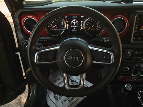 Used 2023 Jeep Gladiator Rubicon image 33