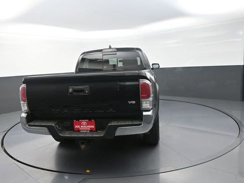 Used 2021 Toyota Tacoma TRD Off-Road AWD/4WD image 62