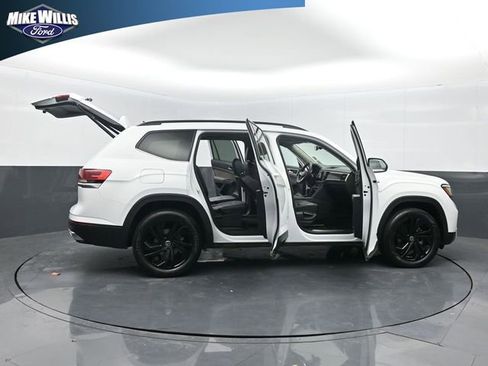 Used 2022 Volkswagen Atlas SE image 27