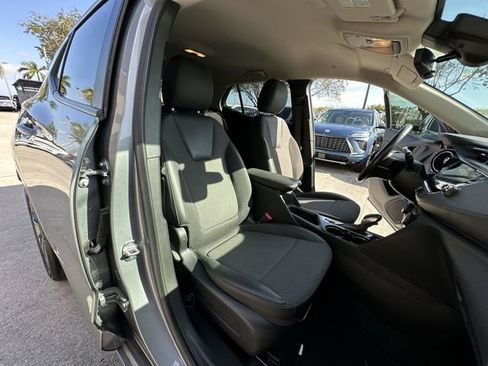 Used 2023 Buick Encore GX Select w/ Sport Touring Package image 32