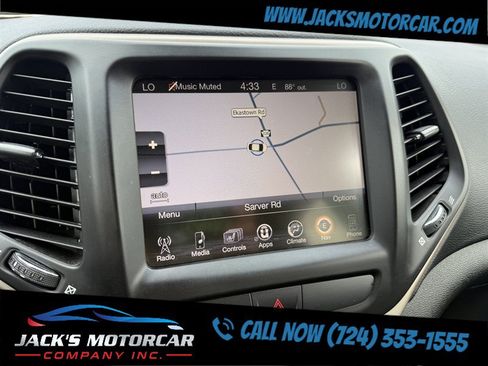 Used 2016 Jeep Cherokee Limited AWD/4WD image 18