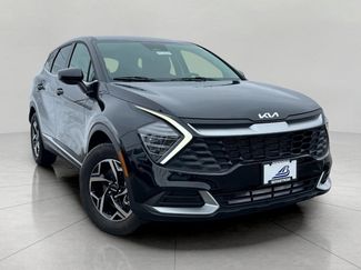 Used 2025 Kia Sportage LX video 1