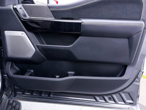 Used 2023 Ford F150 Lightning Platinum image 35