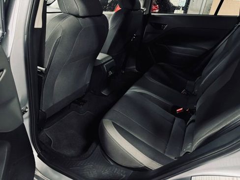 Used 2025 Subaru Crosstrek 2.0i Premium image 20