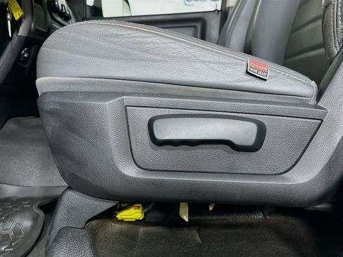 Used 2016 RAM 2500 Tradesman image 22