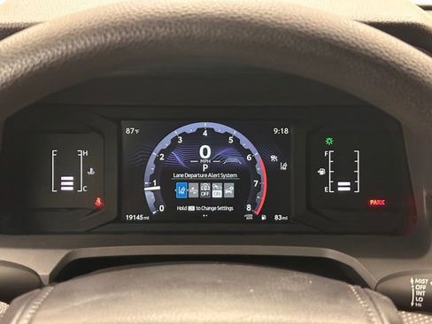 Used 2025 Toyota Tacoma SR image 12