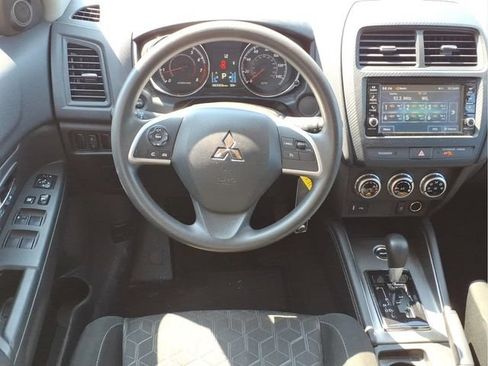 Used 2024 Mitsubishi Outlander Sport ES AWD/4WD image 19