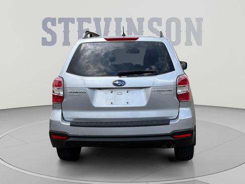 Used 2015 Subaru Forester 2.5i Premium AWD/4WD image 4