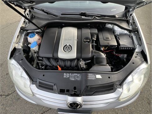 Used 2009 Volkswagen Rabbit S image 20