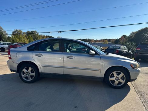 Used 2006 Volvo S40 T5 image 4