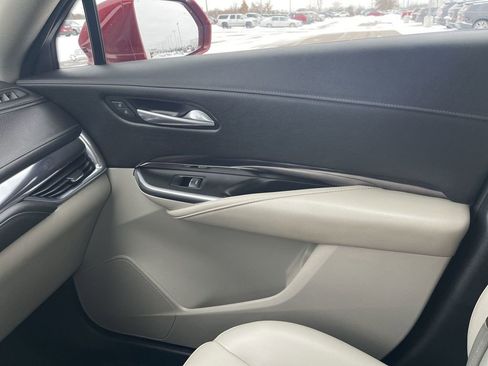 Used 2019 Cadillac XT4 Luxury w/ Cold Weather Package image 30