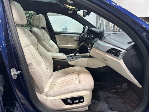 Used 2018 BMW 540i RWD image 34