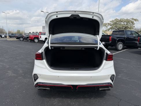 Used 2023 Kia Forte GT w/ GT2 Package image 8