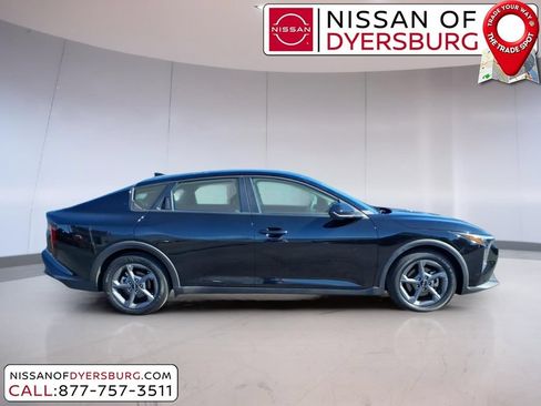 Used 2025 Kia K4 FWD image 2