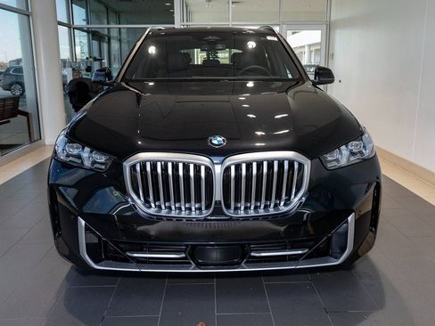 New 2026 BMW X5 xDrive40i w/ Premium Package image 2