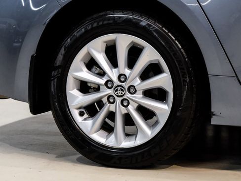 Used 2020 Toyota Corolla XLE image 68